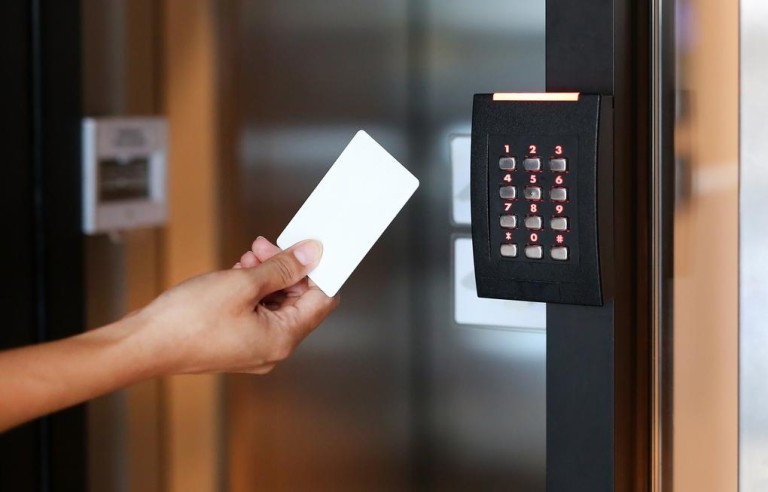 Comment choisir un système de contrôle d'accès pour votre entreprise ?